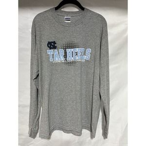 Preowned UNC Tarheels Heather Gray Gildan Long Sleeve T-Shirt Mens Size Large